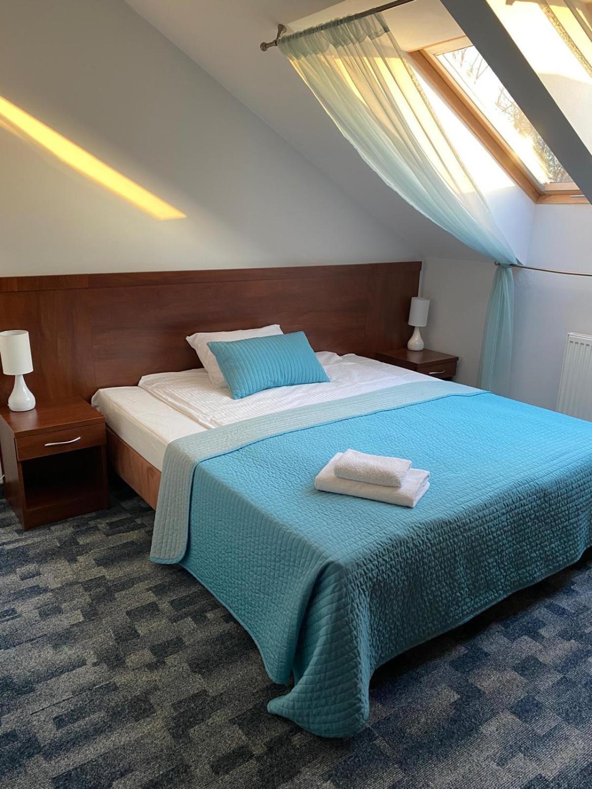 Hotel Restauracja Cztery Pory Roku Orneta Екстериор снимка